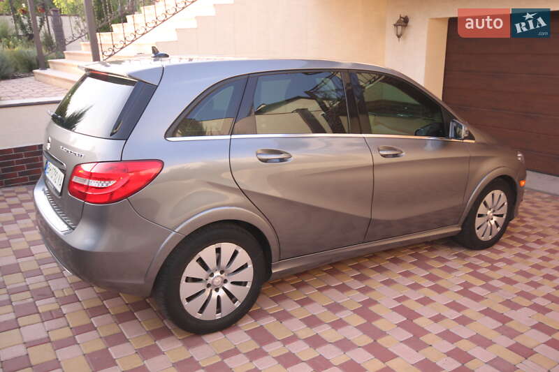 Хэтчбек Mercedes-Benz B-Class 2014 в Одессе