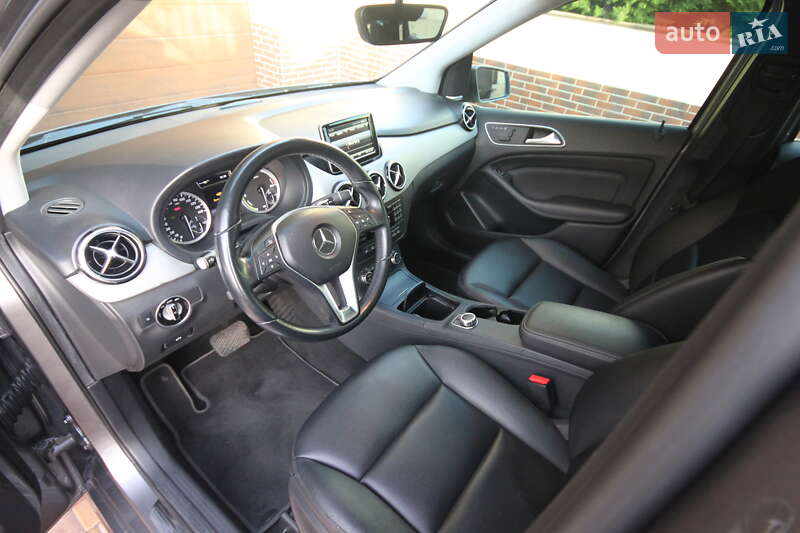 Хэтчбек Mercedes-Benz B-Class 2014 в Одессе
