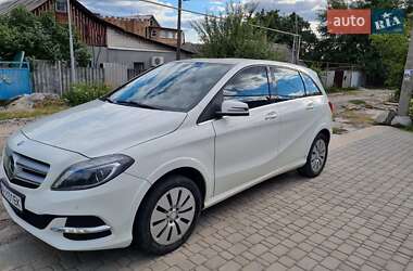 Mercedes-Benz B-Class 2014