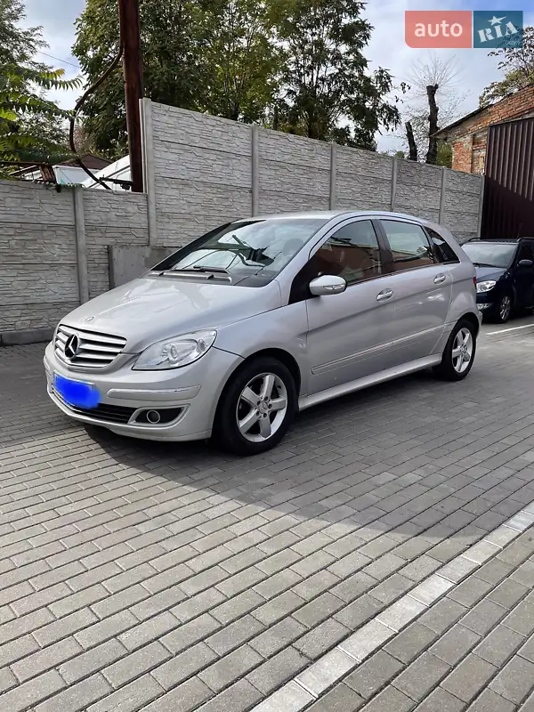 Mercedes-Benz B-Class