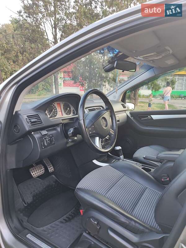 Хэтчбек Mercedes-Benz B-Class 2006 в Золотоноше фото 4 Хэтчбек Mercedes-Benz B-Class 2006 в Золотоноше