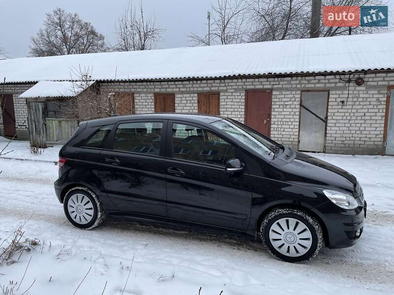Хэтчбек Mercedes-Benz B-Class 2010 в Черкассах