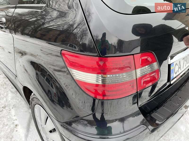 Хэтчбек Mercedes-Benz B-Class 2010 в Черкассах