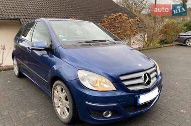 Хэтчбек Mercedes-Benz B-Class 2008 в 