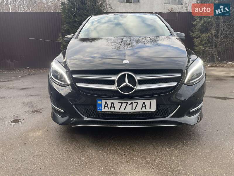 Хэтчбек Mercedes-Benz B-Class 2015 в Киеве
