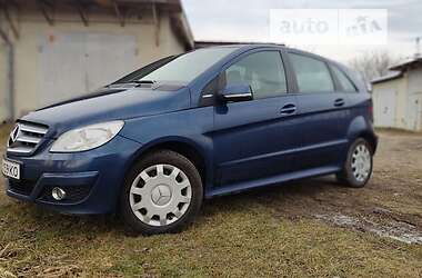 Хетчбек Mercedes-Benz B-Class 2009 в Стрию