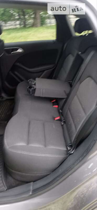 Хэтчбек Mercedes-Benz B-Class 2015 в Черкассах фото 32 Хэтчбек Mercedes-Benz B-Class 2015 в Черкассах