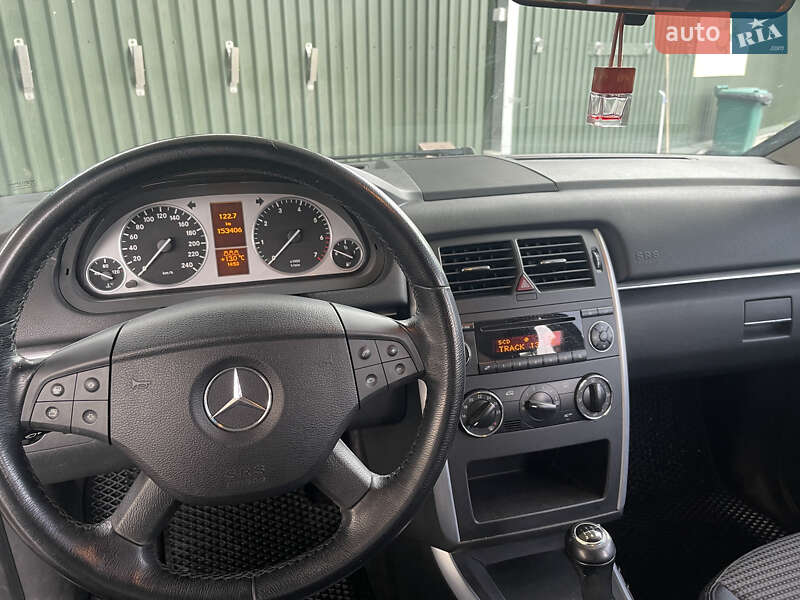 Хэтчбек Mercedes-Benz B-Class 2005 в Владимире