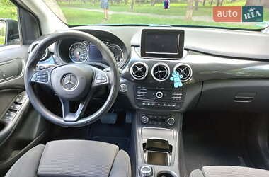 Хэтчбек Mercedes-Benz B-Class 2017 в Киеве