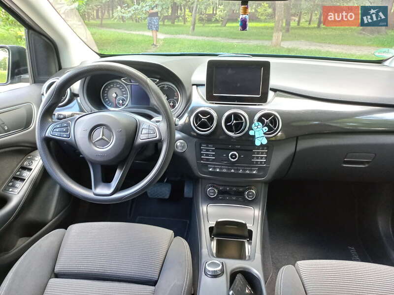 Хетчбек Mercedes-Benz B-Class 2017 в Києві