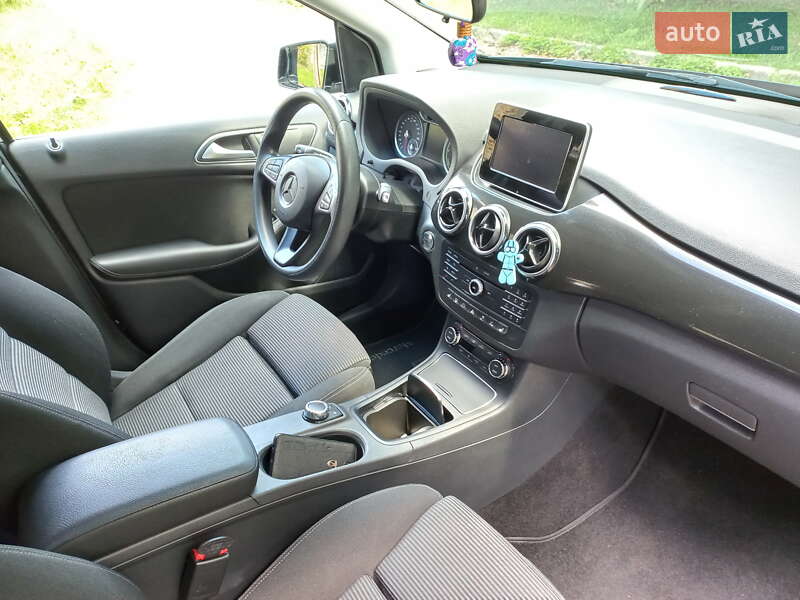 Хетчбек Mercedes-Benz B-Class 2017 в Києві