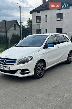 Хэтчбек Mercedes-Benz B-Class 2016 в Львове