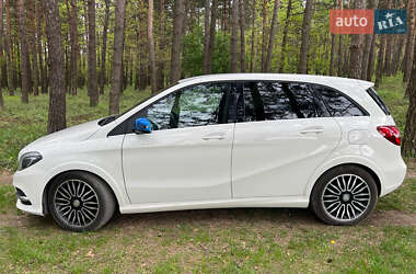 Хэтчбек Mercedes-Benz B-Class 2016 в Львове