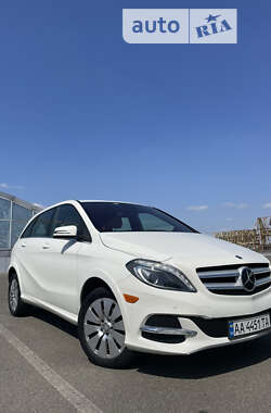 Хэтчбек Mercedes-Benz B-Class 2014 в Киеве