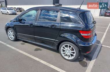 Хэтчбек Mercedes-Benz B-Class 2011 в Киеве