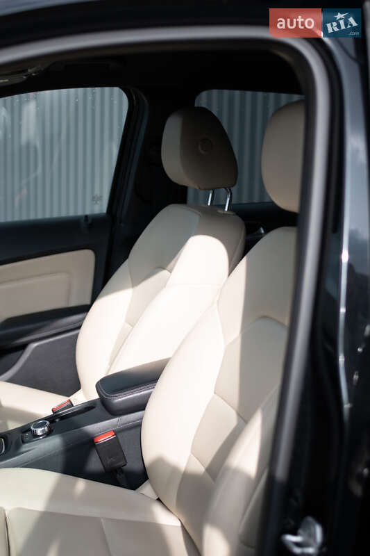 Хэтчбек Mercedes-Benz B-Class 2017 в Луцке
