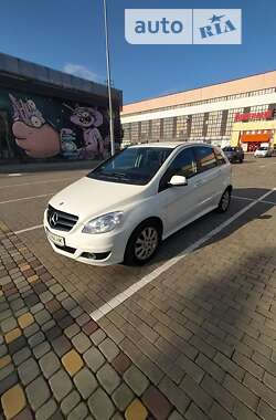 Хэтчбек Mercedes-Benz B-Class 2010 в Млинове