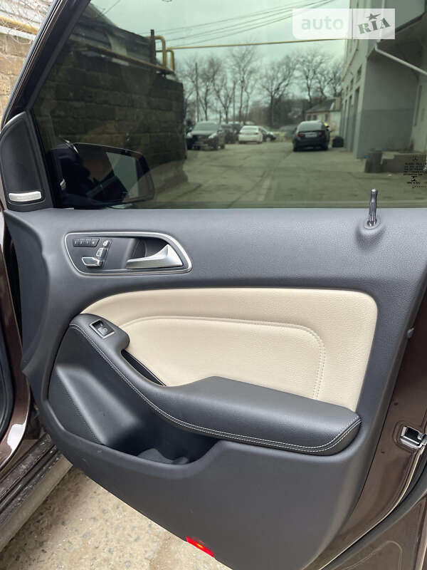 Хэтчбек Mercedes-Benz B-Class 2016 в Одессе фото 9 Хэтчбек Mercedes-Benz B-Class 2016 в Одессе