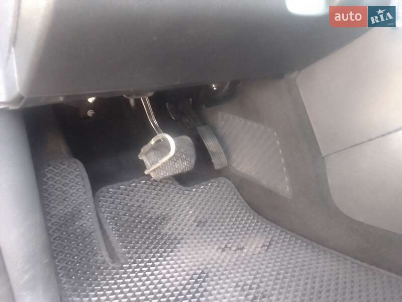 Хэтчбек Mercedes-Benz B-Class 2008 в Белой Церкви фото 5 Хэтчбек Mercedes-Benz B-Class 2008 в Белой Церкви