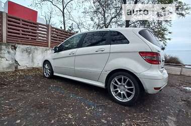 Хэтчбек Mercedes-Benz B-Class 2010 в Одессе