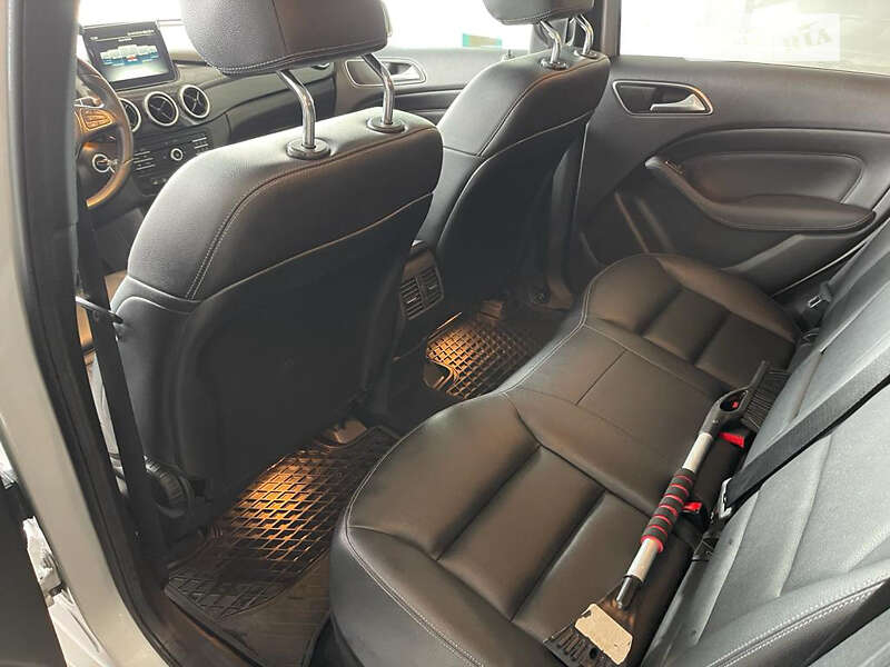 Хетчбек Mercedes-Benz B-Class 2016 в Львові