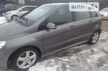 Хэтчбек Mercedes-Benz B-Class 2008 в 