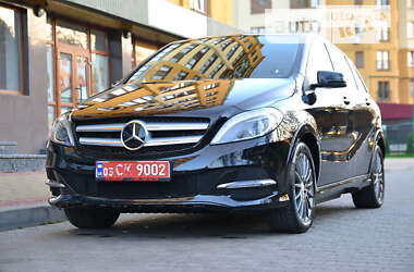 Хэтчбек Mercedes-Benz B-Class 2016 в 