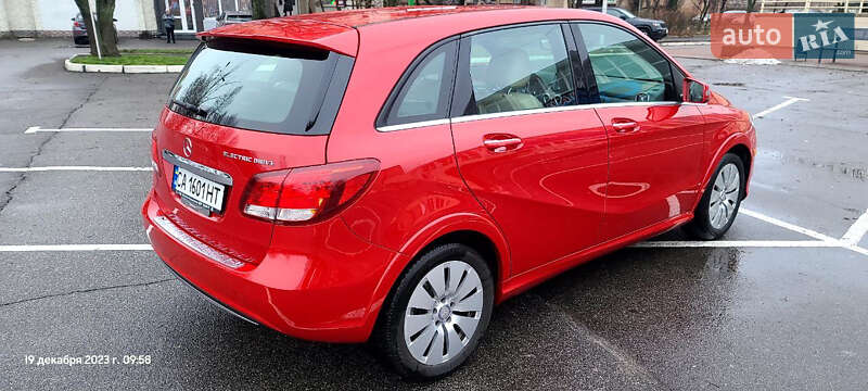 Хетчбек Mercedes-Benz B-Class 2015 в Черкасах