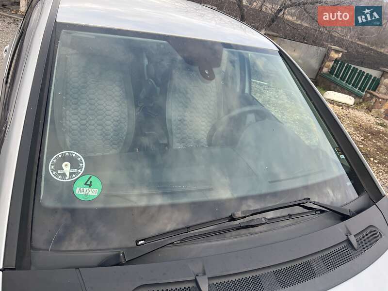 Хетчбек Mercedes-Benz B-Class 2009 в Чемерівцях