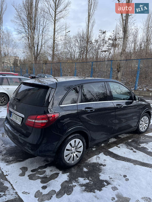 Хэтчбек Mercedes-Benz B-Class 2016 в Южноукраинске