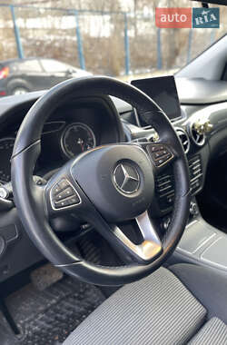 Хэтчбек Mercedes-Benz B-Class 2016 в 