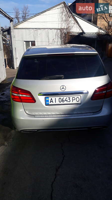 Хэтчбек Mercedes-Benz B-Class 2015 в Киеве фото 14 Хэтчбек Mercedes-Benz B-Class 2015 в Киеве