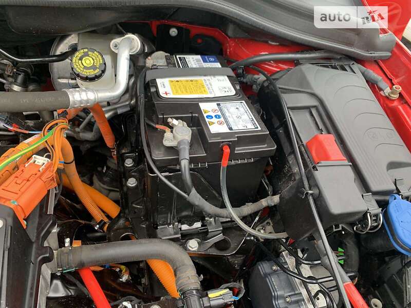 Хэтчбек Mercedes-Benz B-Class 2015 в Одессе