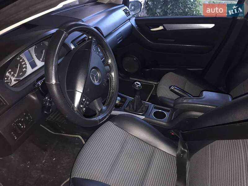 Хэтчбек Mercedes-Benz B-Class 2006 в Виноградове фото 6 Хэтчбек Mercedes-Benz B-Class 2006 в Виноградове