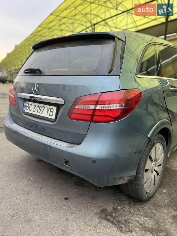 Хэтчбек Mercedes-Benz B-Class 2015 в Львове фото 7 Хэтчбек Mercedes-Benz B-Class 2015 в Львове