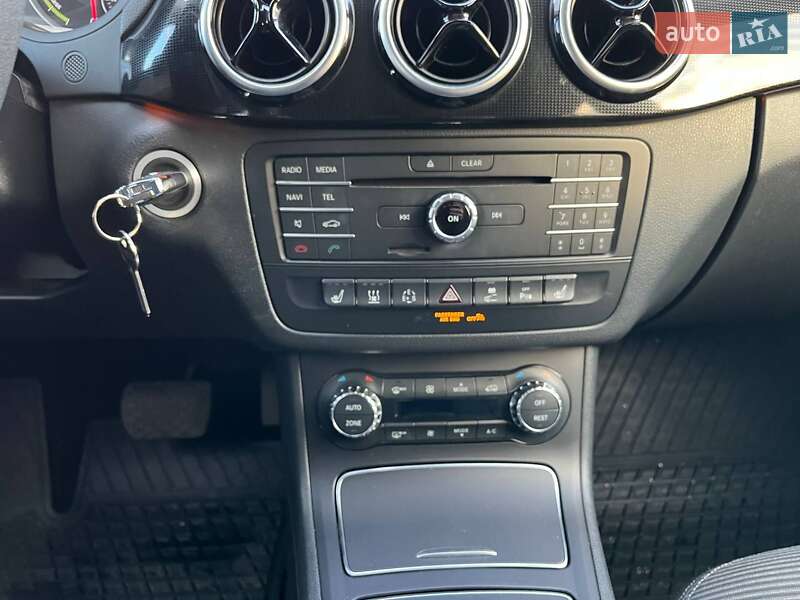 Хетчбек Mercedes-Benz B-Class 2015 в Кременчуці