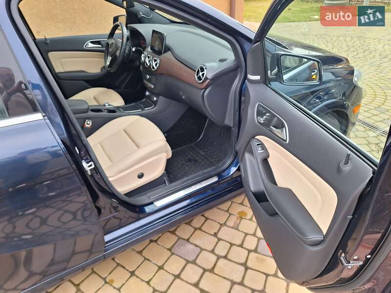 Хэтчбек Mercedes-Benz B-Class 2016 в Виннице