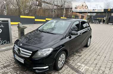 Хэтчбек Mercedes-Benz B-Class 2014 в Киеве