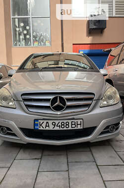 Хэтчбек Mercedes-Benz B-Class 2010 в Киеве