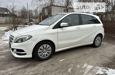 Хэтчбек Mercedes-Benz B-Class 2015 в Киеве