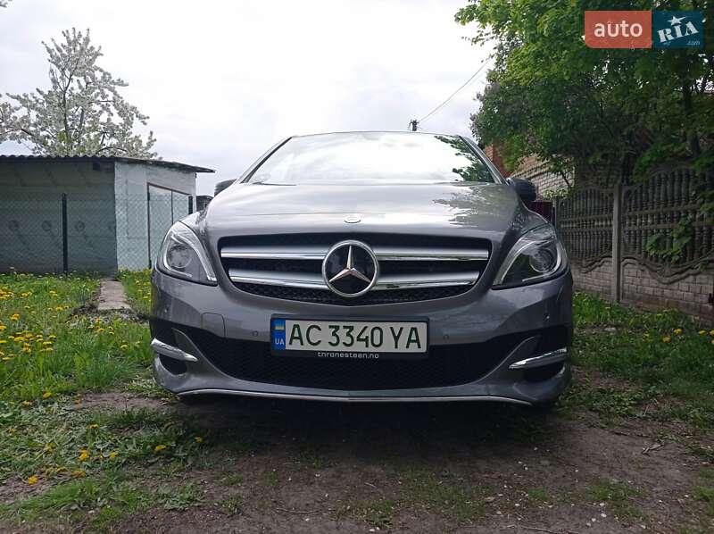 Хэтчбек Mercedes-Benz B-Class 2015 в Луцке фото 2 Хэтчбек Mercedes-Benz B-Class 2015 в Луцке