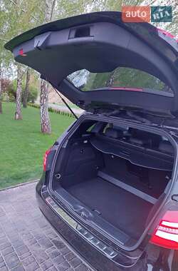 Хэтчбек Mercedes-Benz B-Class 2016 в 