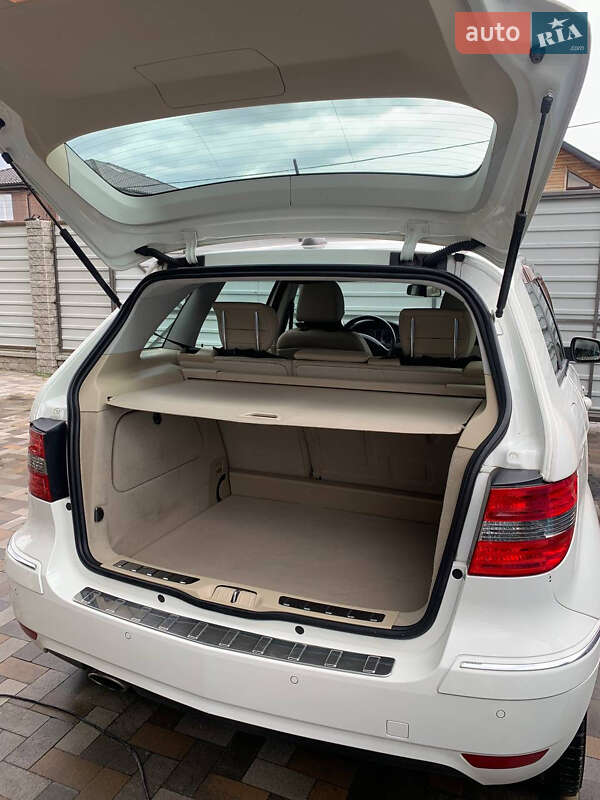 Хэтчбек Mercedes-Benz B-Class 2010 в Киеве