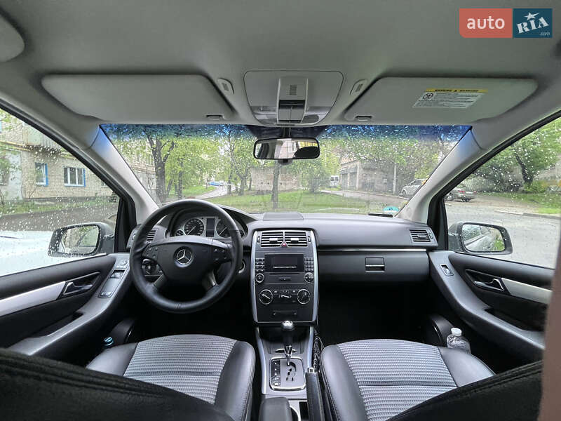 Хэтчбек Mercedes-Benz B-Class 2005 в Киеве фото 39 Хэтчбек Mercedes-Benz B-Class 2005 в Киеве