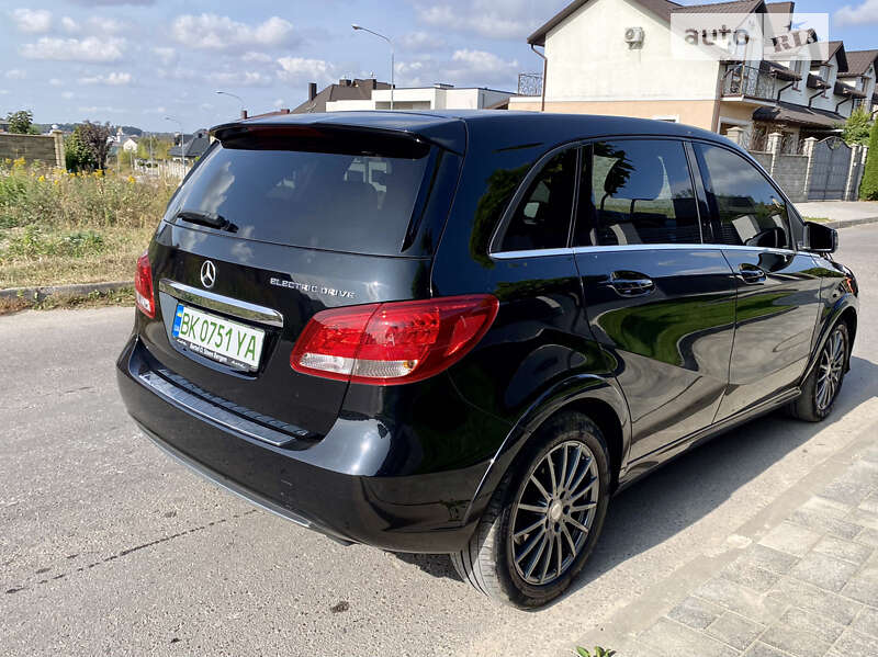 Хэтчбек Mercedes-Benz B-Class 2015 в Ровно