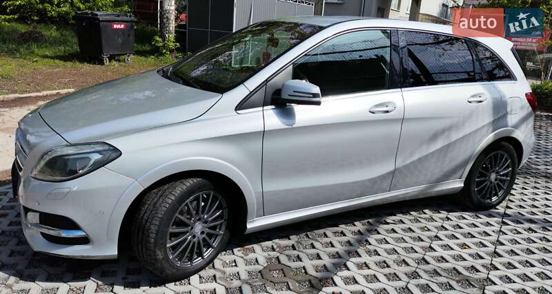 Хэтчбек Mercedes-Benz B-Class 2015 в Ровно фото 3 Хэтчбек Mercedes-Benz B-Class 2015 в Ровно