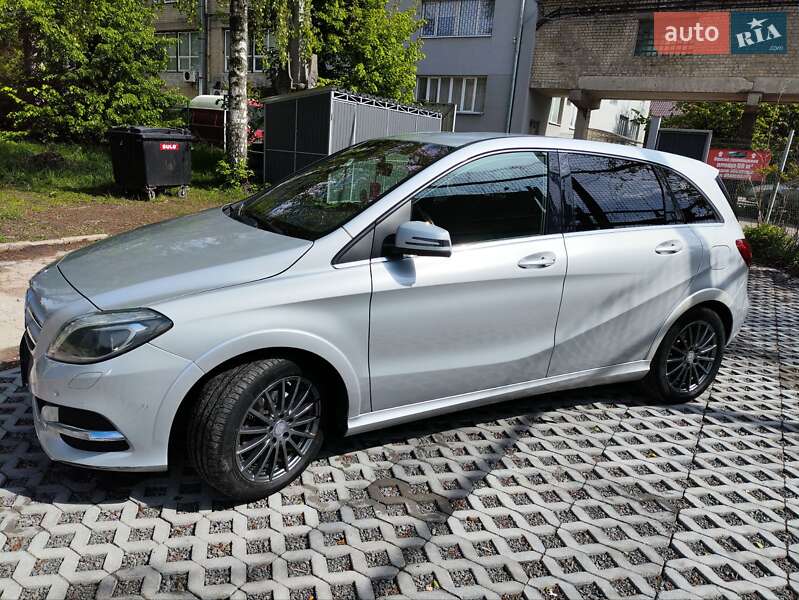 Хэтчбек Mercedes-Benz B-Class 2015 в Ровно фото 20 Хэтчбек Mercedes-Benz B-Class 2015 в Ровно