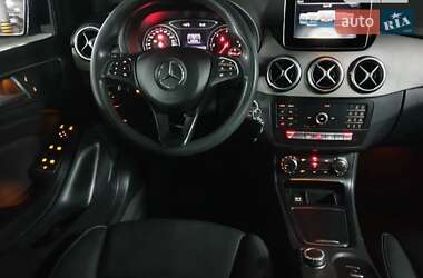Хэтчбек Mercedes-Benz B-Class 2017 в 