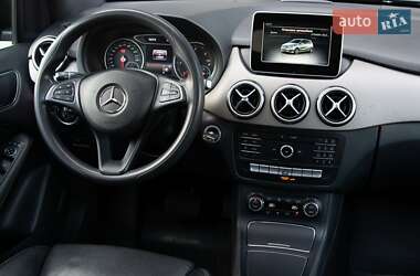 Хэтчбек Mercedes-Benz B-Class 2017 в 