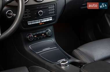 Хэтчбек Mercedes-Benz B-Class 2017 в 